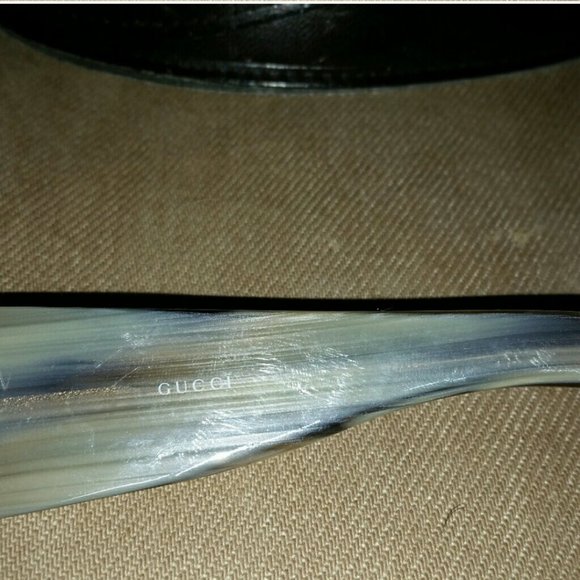 Authentic Gucci sunglasses main image 4